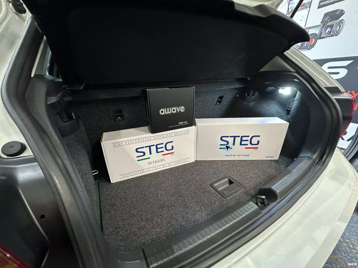 Volkswagen Polo – montaż głośników STEG MS650